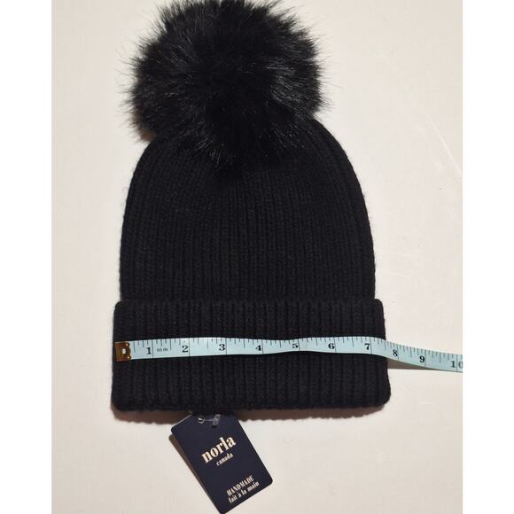 NWT Norla Canada Alpaca Wool Pom Beanie Anthropologie OS Black Winter Outdoor - Picture 5 of 8